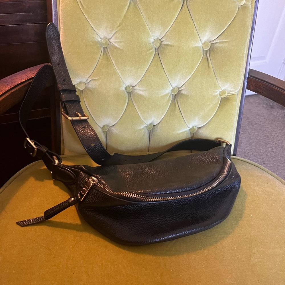 Black leather Coach fanny pack/ crossbody bag.